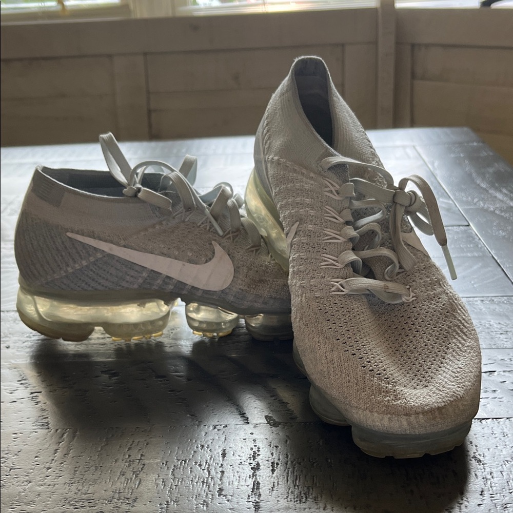 Nike Light Gray Flyknit Vapormax Shoes